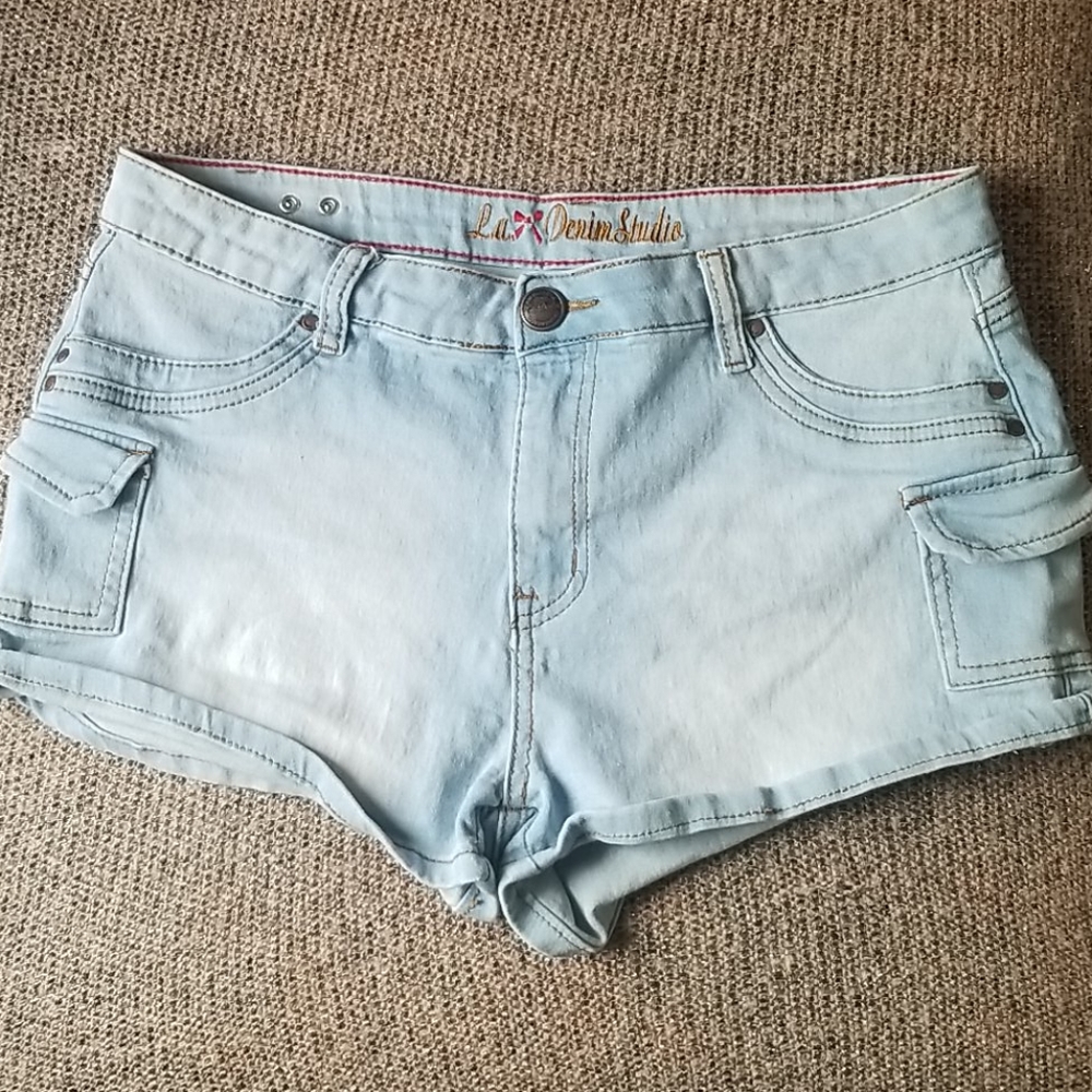 🖤4 for $25 Bundle Sale  L.A Denim Rosee Light blue stretch Shorts